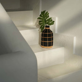 The Whoopy Vase - Black Natural - L