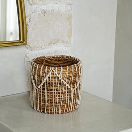 The Macra-mazing Basket - Natural White - M
