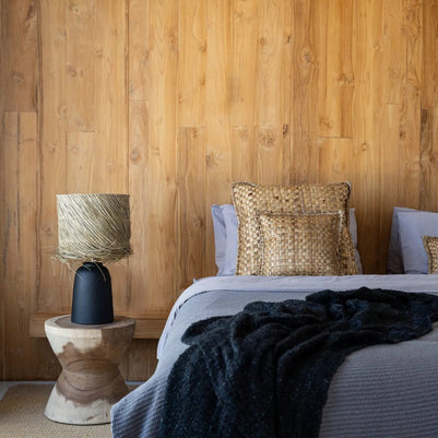 The Pandan Table Lamp - Black Natural