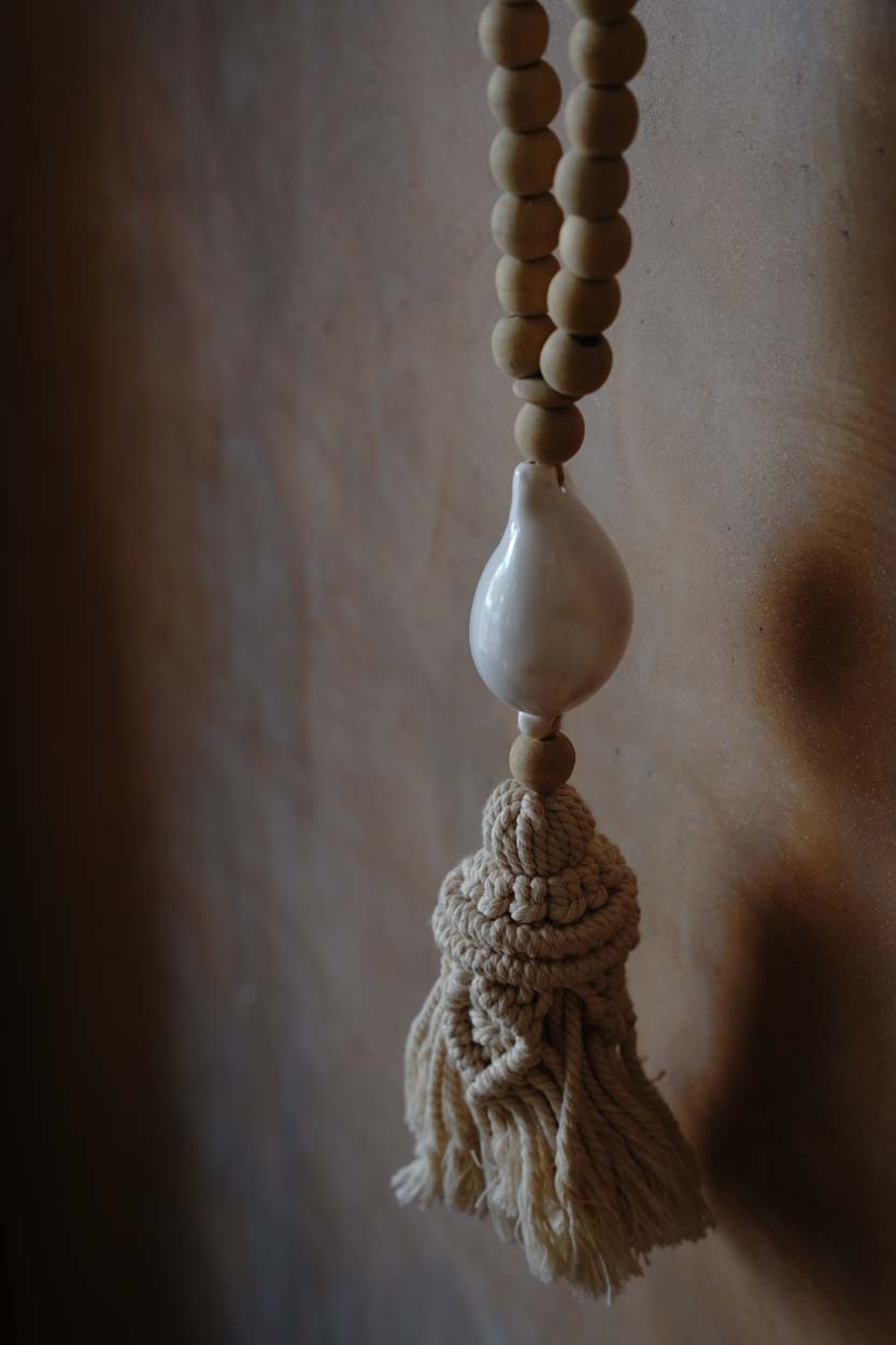 The Ocean Whisper Necklace - Natural White