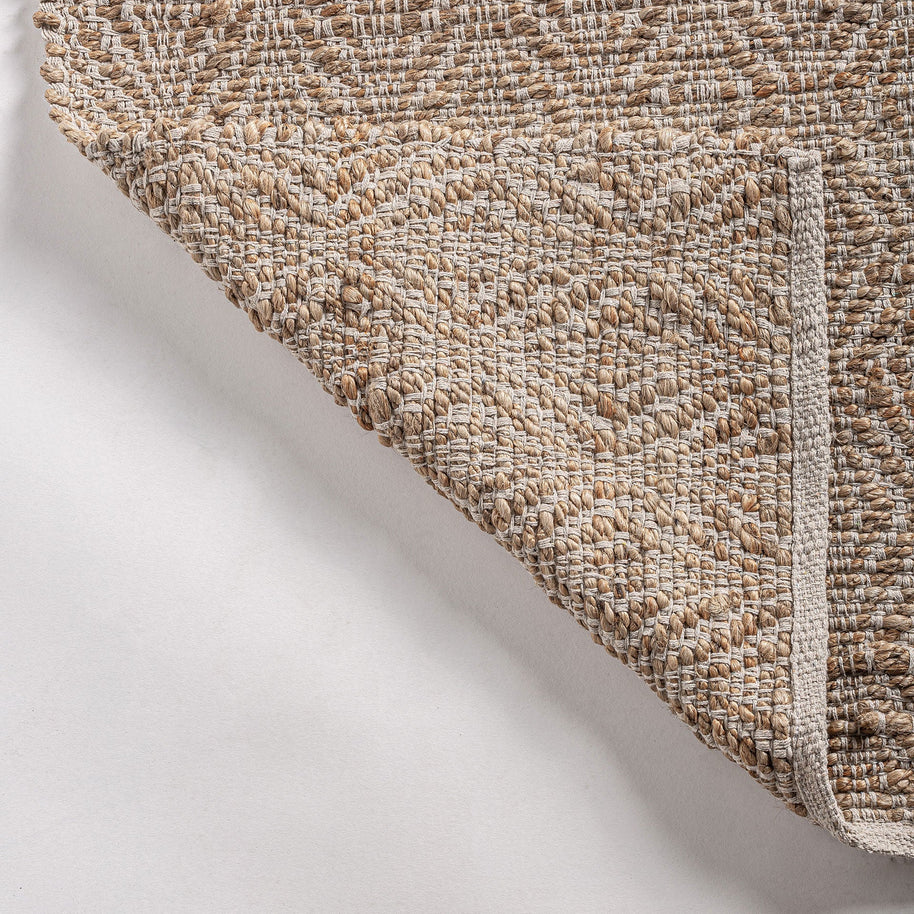 ALIENA CARPET in a modern interior setting