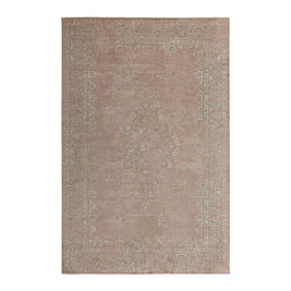 AKIRA CARPET in a modern interior setting