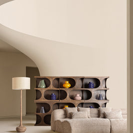 GLOGOW FLOOR LAMP in a modern interior setting