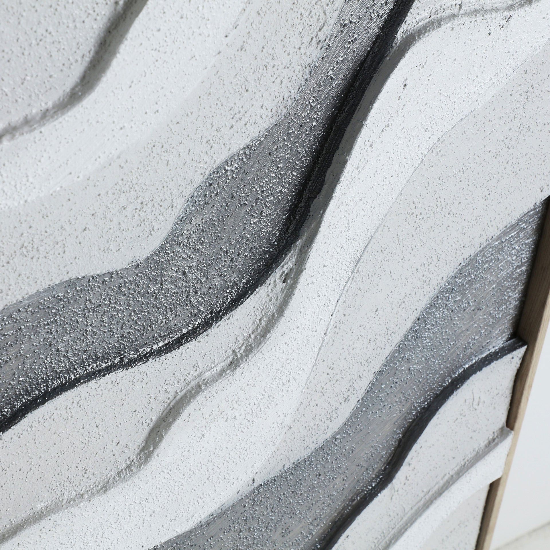 MADDOX WALL ART in a modern interior setting