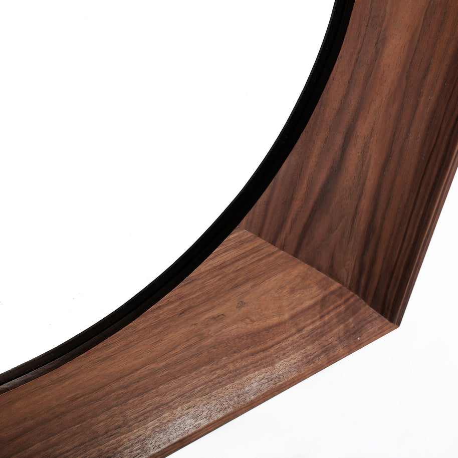 SIEM MIRROR in a modern interior setting