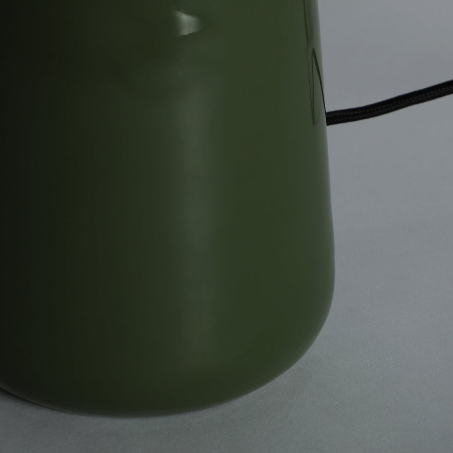 AROSA TABLE LAMP in a modern interior setting