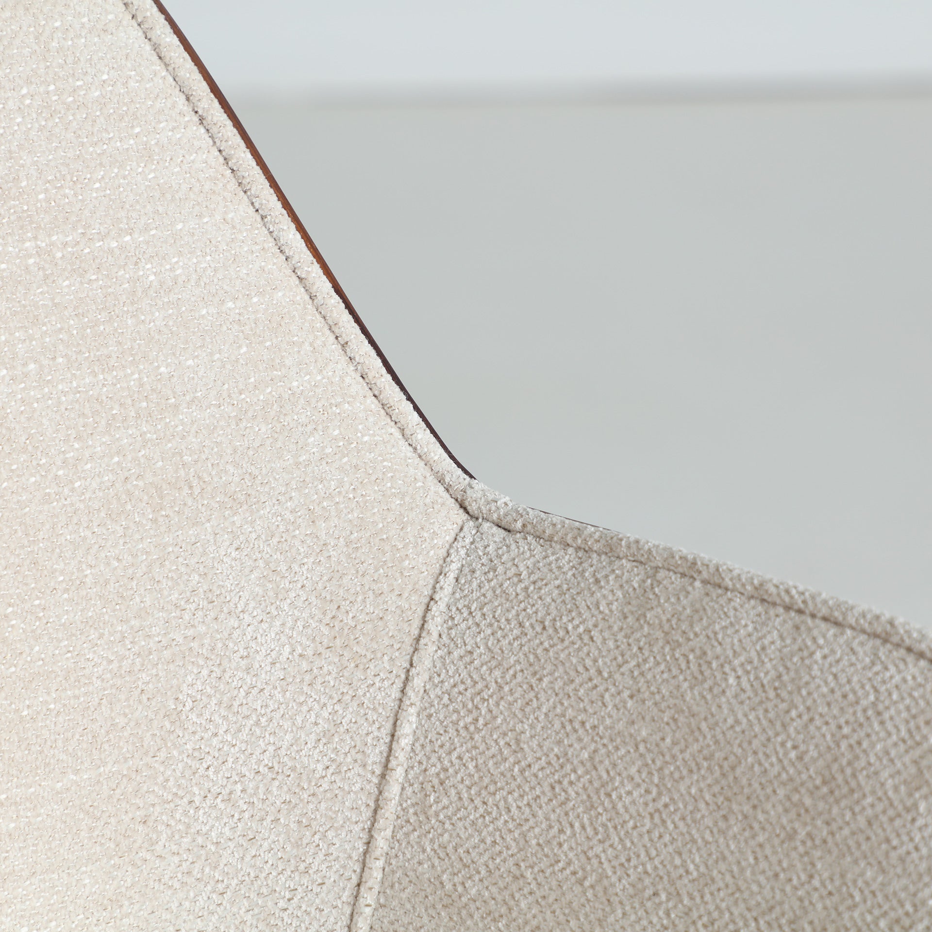BEESD CHAIR in a modern interior setting