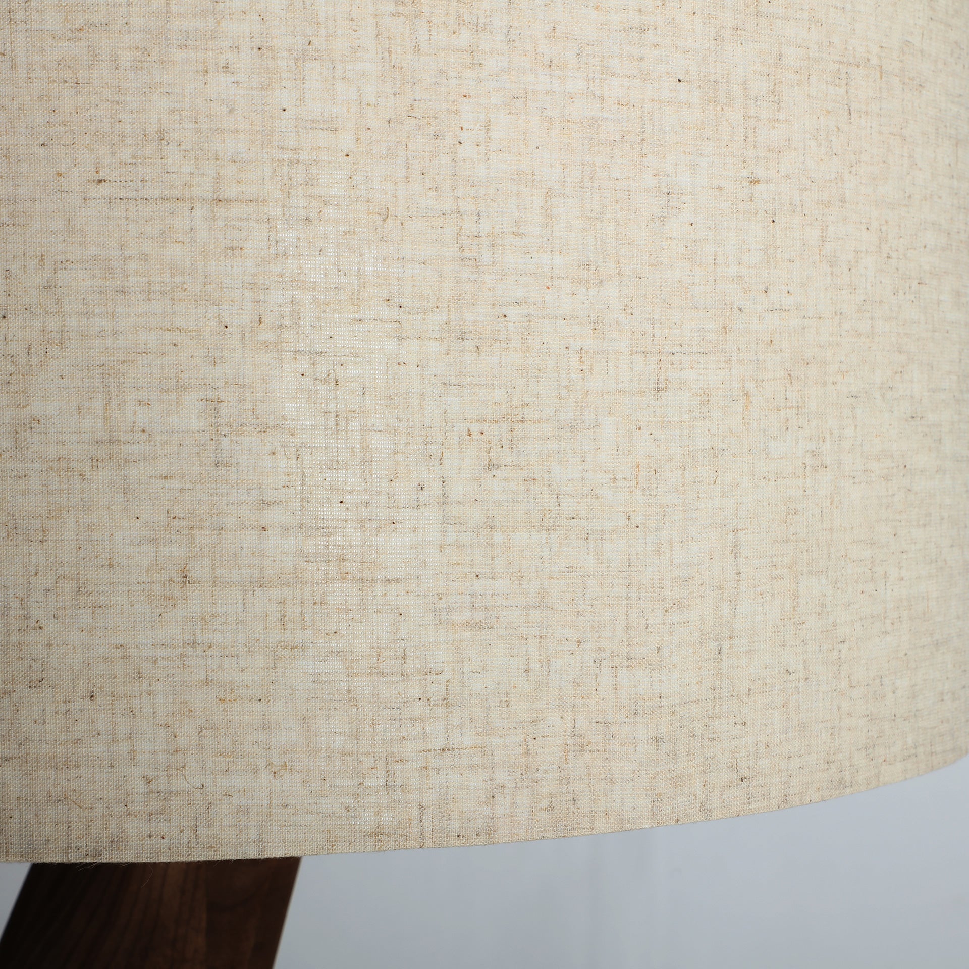 ONDA FLOOR LAMP in a modern interior setting