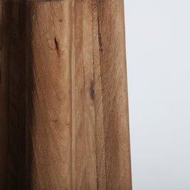 KEALE FLOOR LAMP in a modern interior setting
