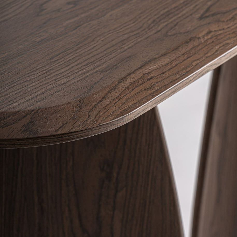 ARKO CONSOLE TABLE in a modern interior setting