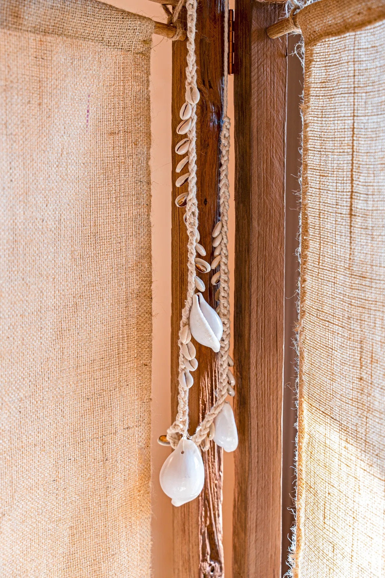 The Large White Cowrie Shell Necklace