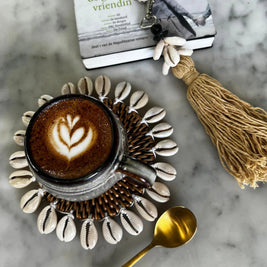 The Cowrie Tassel Keychain - Mocca