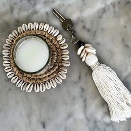 The Cowrie Tassel Keychain - White