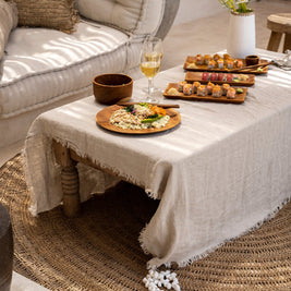 The Table Cloth Hanger - White