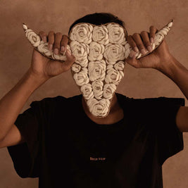 The Bull Shell - White
