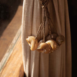 The Conch Shell Tassel - Natural