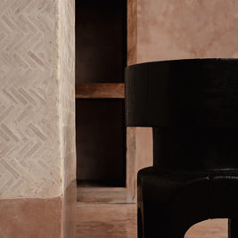 The Squat Spot Stool - Black
