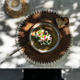 The Colonial Shell Placemat - Natural Brown