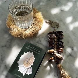 The Raffia Fishbone Keychain - Natural Black