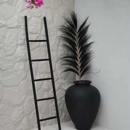 The Stunning Leaf - Black