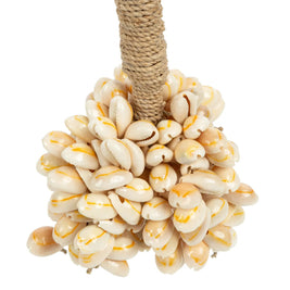 The Vanilla Shell Tassel