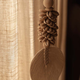 The Leaf & Shell Tassel - Natural