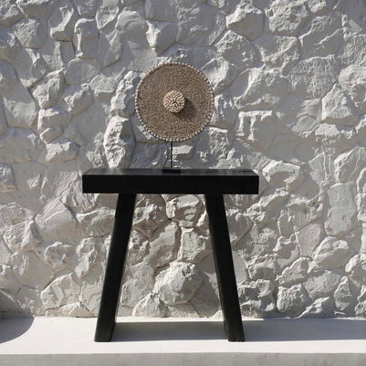 The Shell Guadeloupe on Stand - Natural White