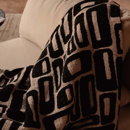 The Aztec Bed Throw - Natural Black