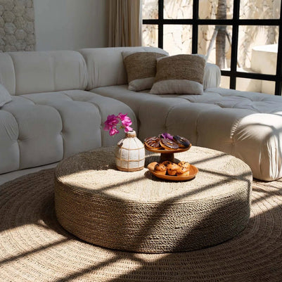 The Teak Root Cake Dish - L