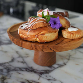 The Teak Root Cake Dish - M