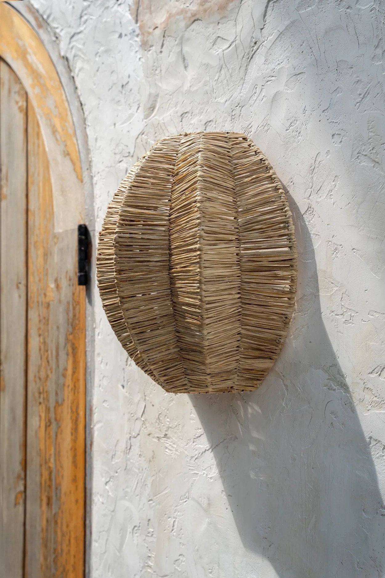 The Avanti Wall Light - Natural - M