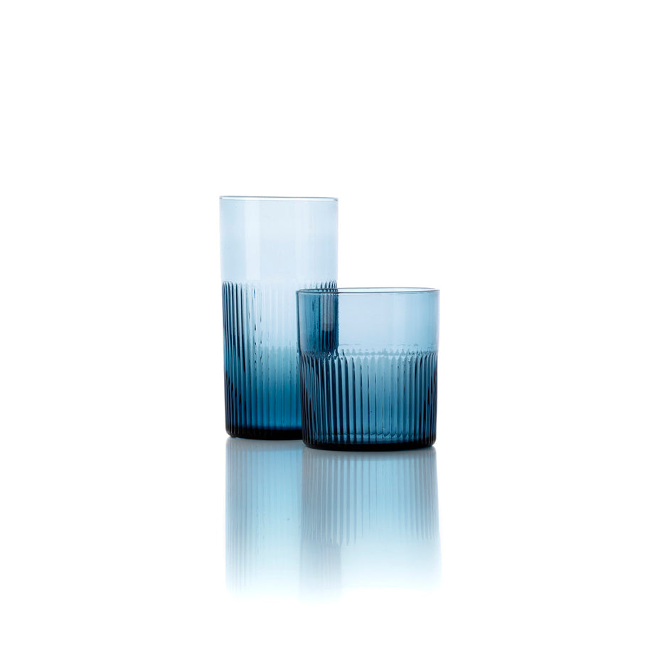 Azurblauer, gerippter Tumbler – Blau