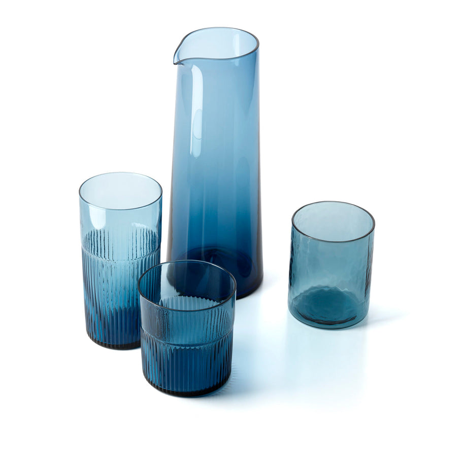 Azurblauer, gerippter Tumbler – Blau