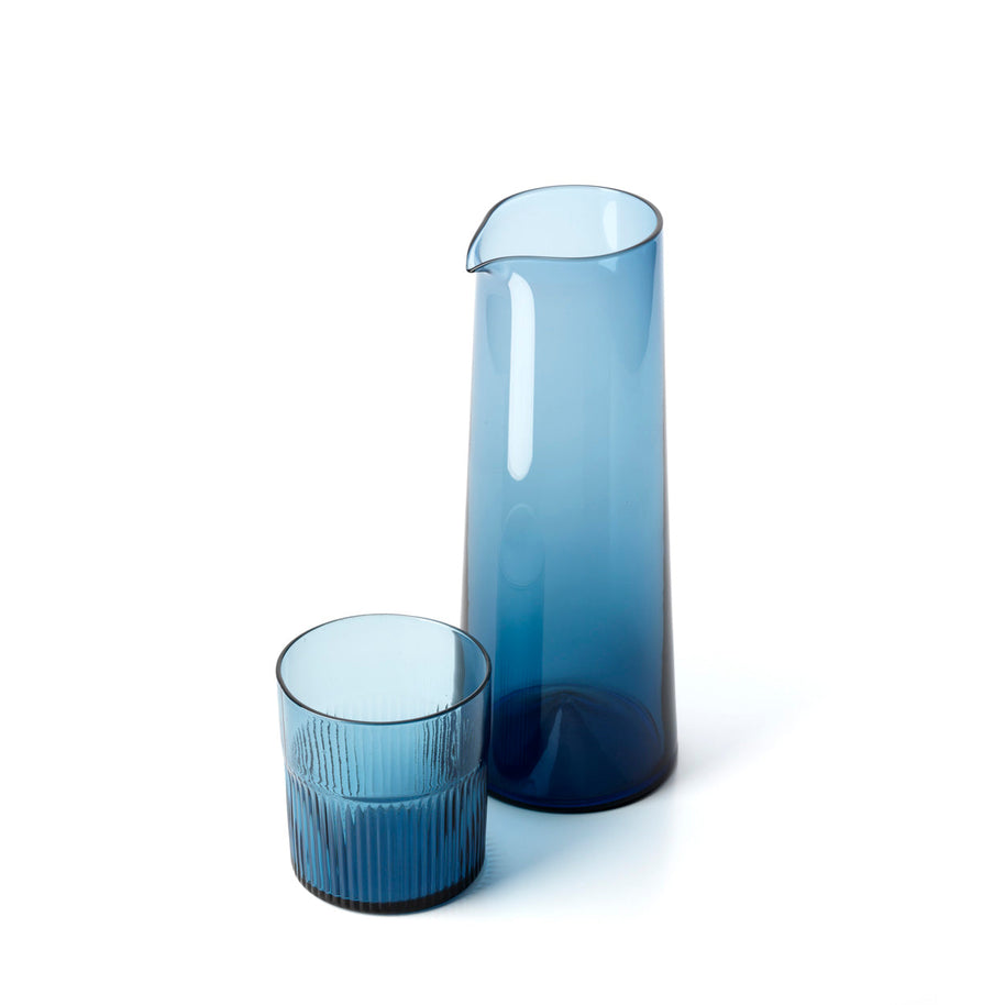 Gerippter, azurblauer Niedrigtumbler