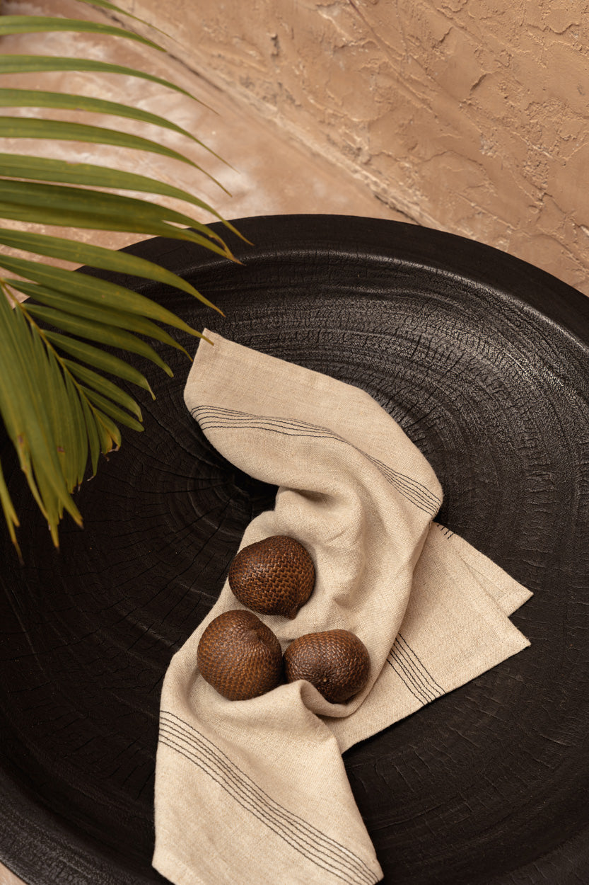 The Lint Biscuit Napkin - Natural Black - 45 x 45 cm
