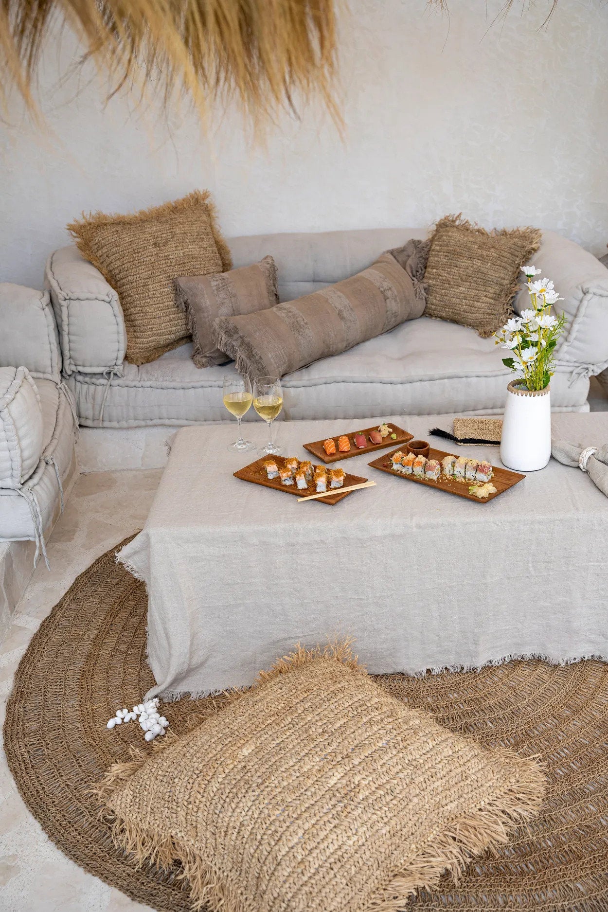 The Oh My Gee Cushion Cover - Concrete Velvet - 35 x 100 cm