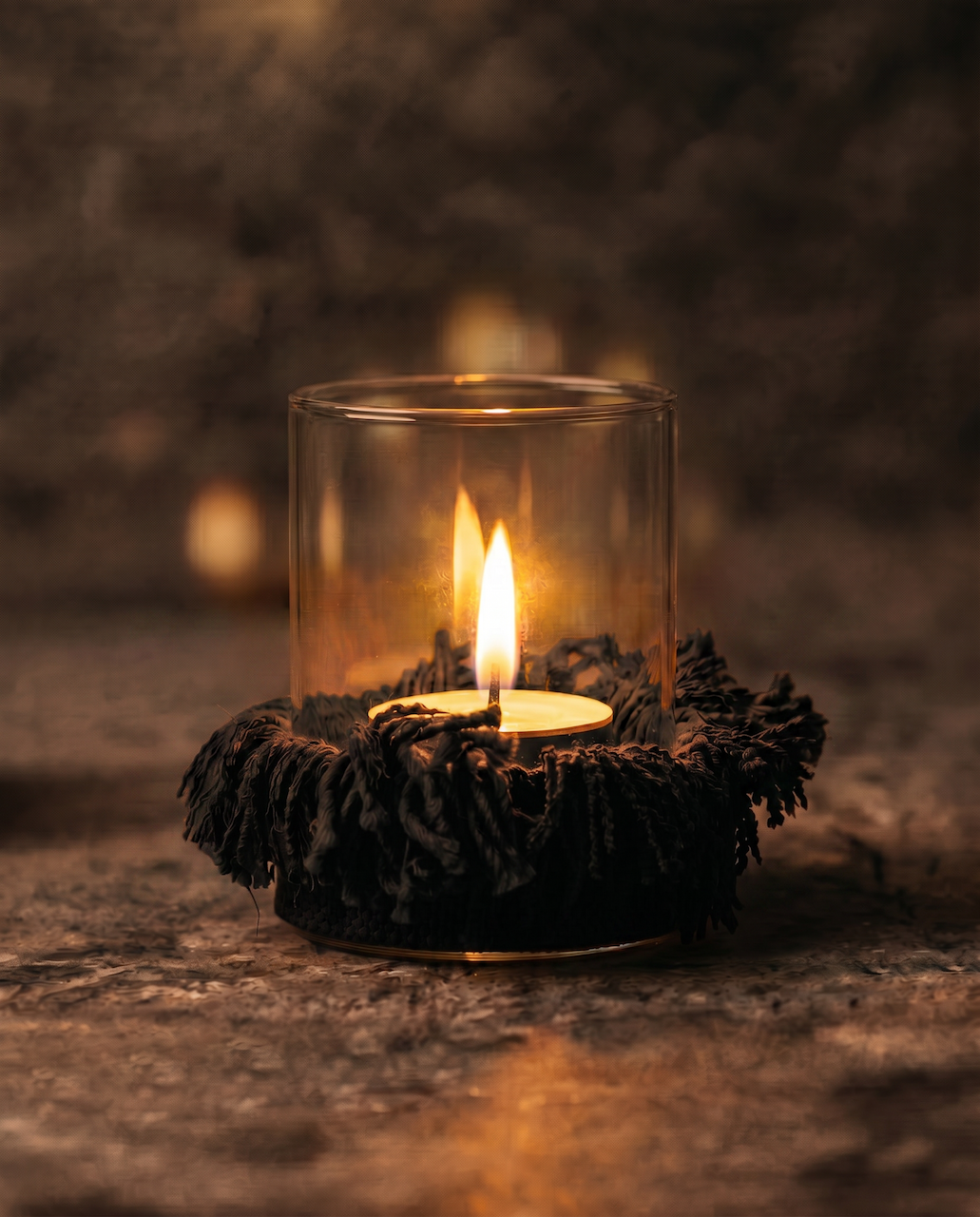 The Oh My Gee Candle Holder - Black Velvet - M
