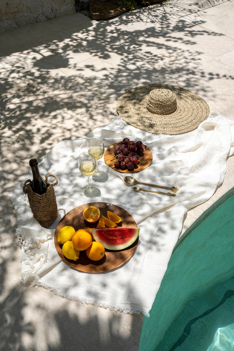 Linen Tablecloth - White - 150 x 150 cm