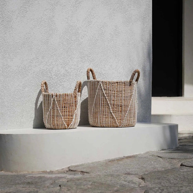 The Straight Stitched Macrame Basket - S