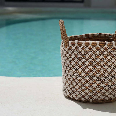 The Crossed Stitched Macrame Basket - S