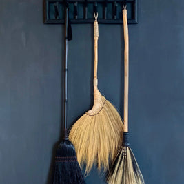 The Big Broom - Natural Black