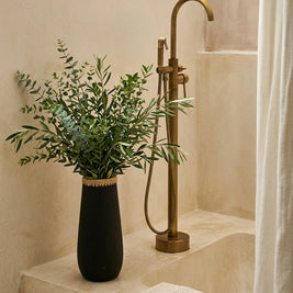 The Sneaky Vase - Black Natural - L