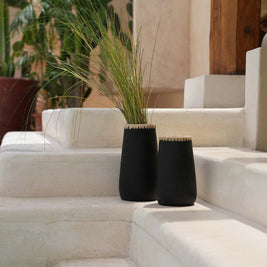 The Sneaky Vase - Black Natural - S