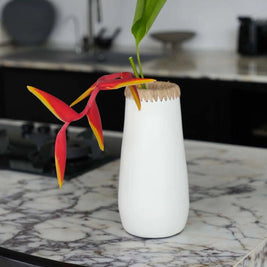 The Sneaky Vase - White Natural - L