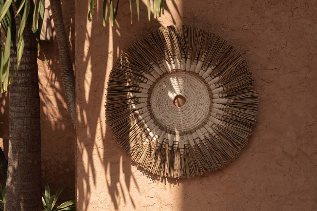 The Raffia Macramé Wall Décor - White/Natural