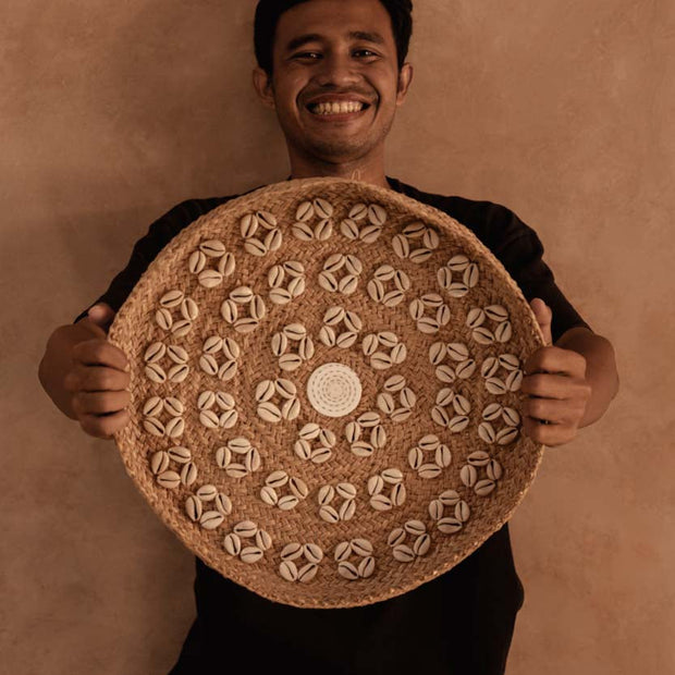 The Caribe Shell Plate - Natural White - M