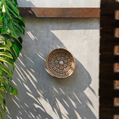The Caribe Shell Plate - Natural White - M