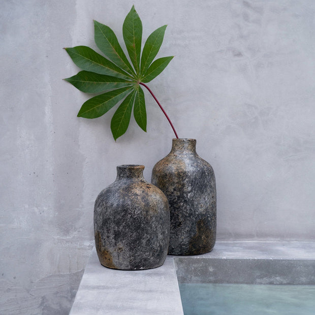 The Classy Vase - Antique Grey - L