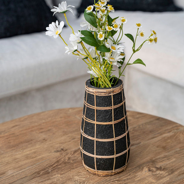 The Cutie Vase - Black Natural - L
