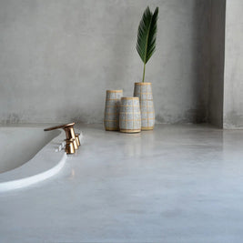 The Cutie Vase - Concrete Natural - M